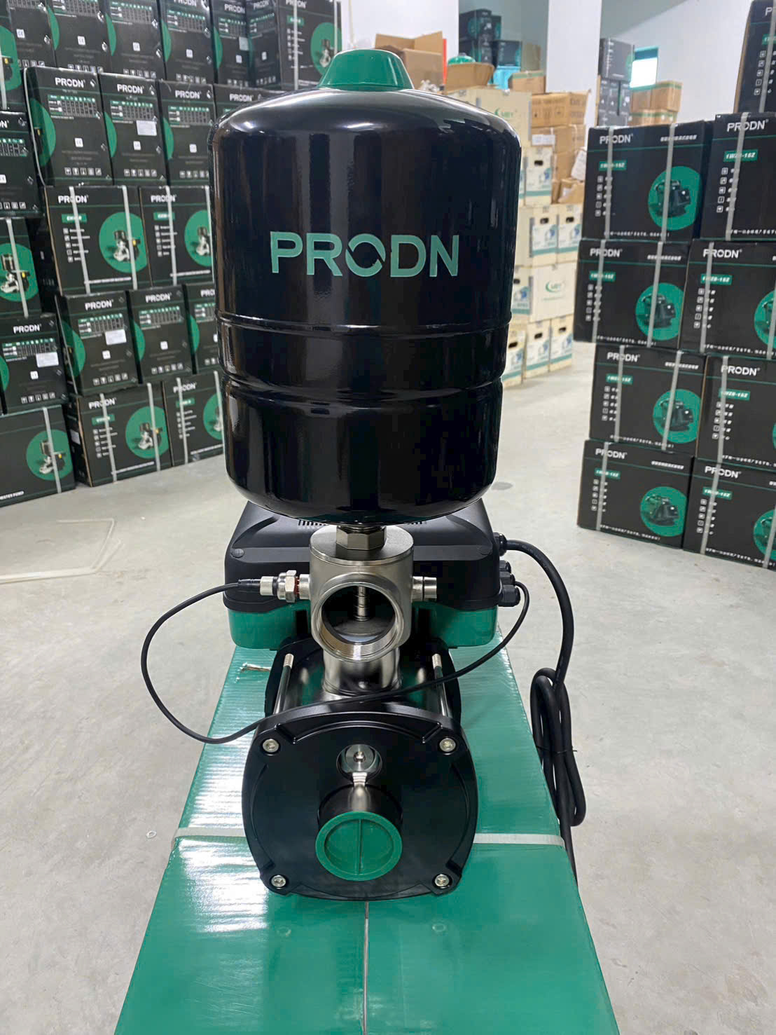 Bơm tăng áp biến tần PRODN CHMT Bơm tăng áp biến tần PRODN CHMT
