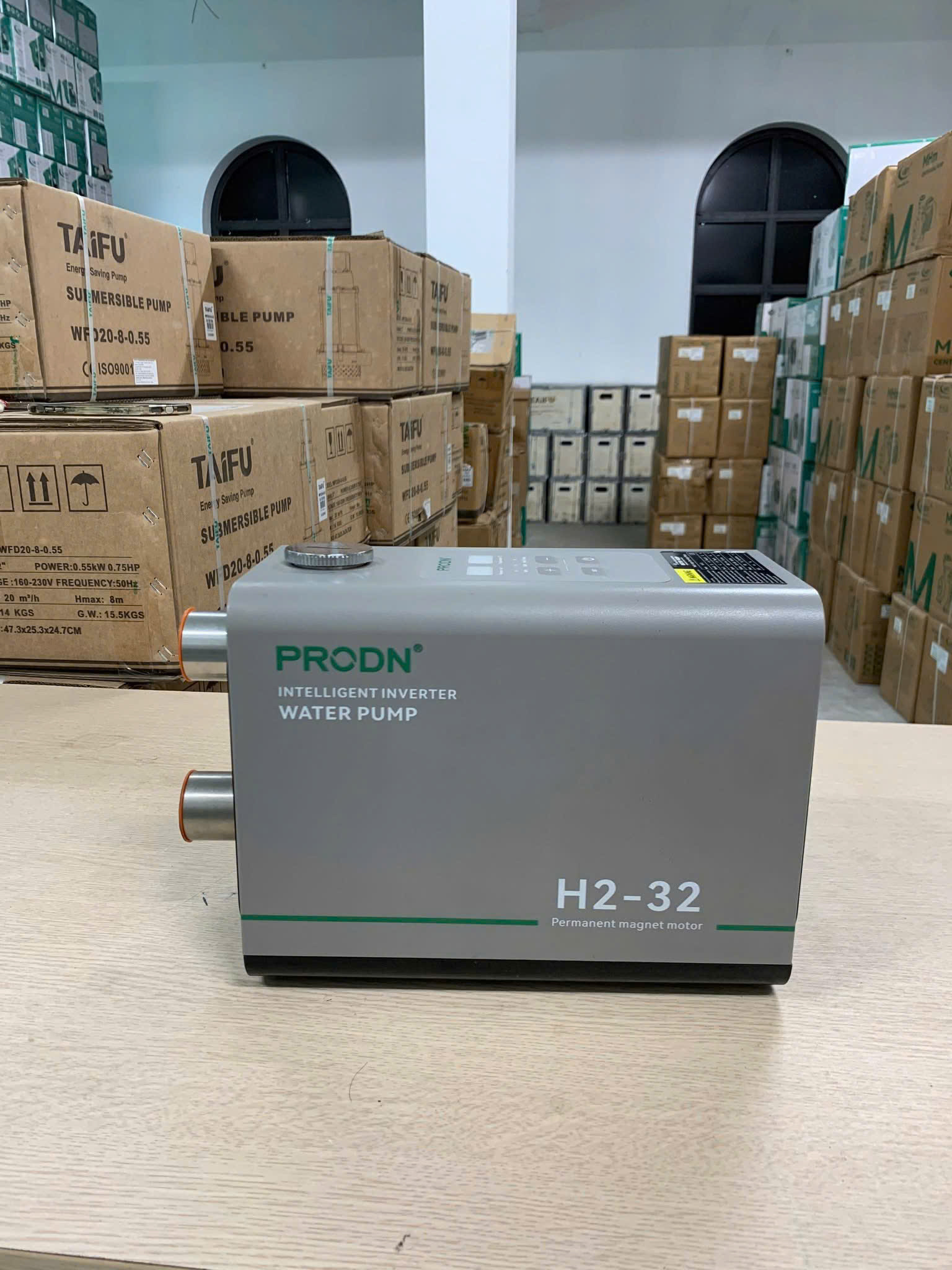 Bơm tăng áp biến tần PRODN H2-32 0.55KW Bơm tăng áp biến tần PRODN H2-32 0.55KW