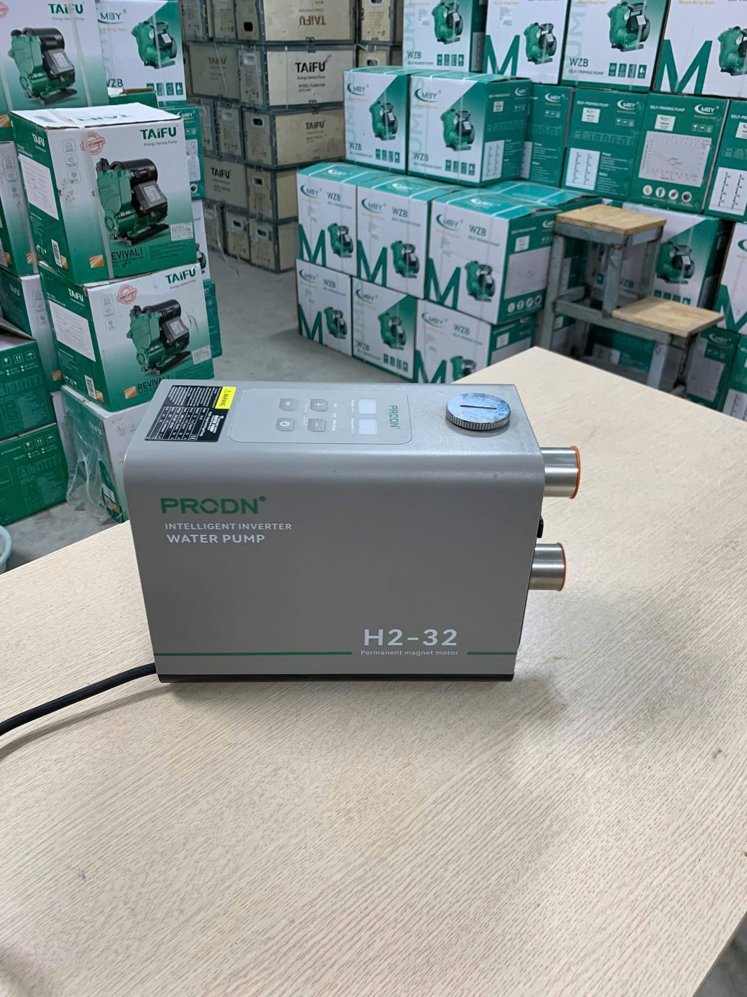 Máy bơm tăng áp biến tần PRODN H2-32 Máy bơm tăng áp biến tần PRODN H2-32
